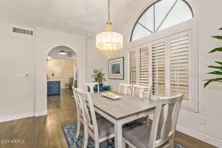 Photo #6: 6743161 Listing 