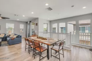 Photo #4: 6743375 Listing 