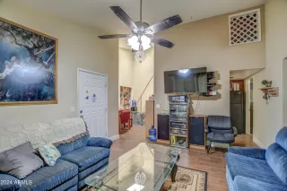 Photo #6: 6743512 Listing