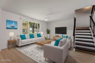 Photo #5: 6743872 Listing 