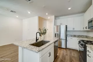 Photo #6: 6743983 Listing 