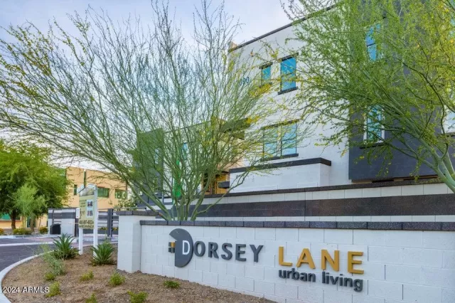 MLS: 6744054 Condo For Sale