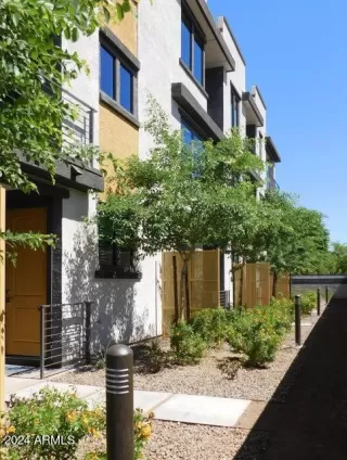 Photo #4: 6744054 Listing 