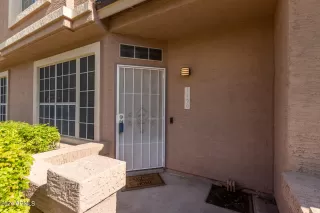 Photo #2: 6744124 Listing