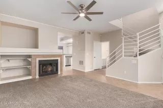 Photo #6: 6744124 Listing