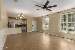 Photo #2: 6744354 Listing