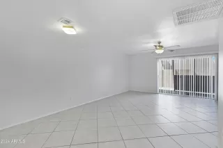 Photo #6: 6744408 Listing 