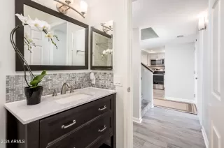 Photo #5: 6744590 Listing 