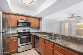 Photo #2: 6744612 Listing