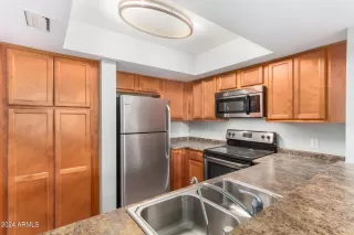 Photo #5: 6744612 Listing