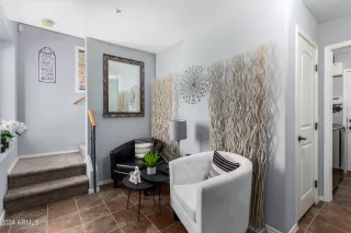 Photo #2: 6744763 Listing