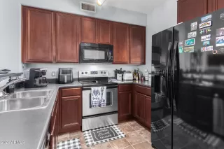 Photo #5: 6744763 Listing