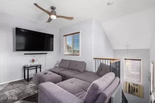 Photo #6: 6744763 Listing