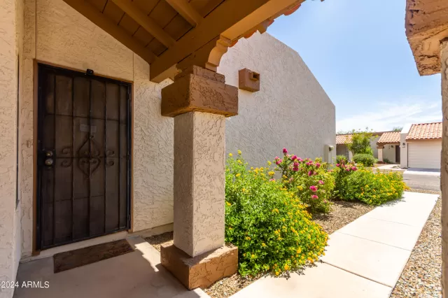 MLS: 6744807 Condo For Sale