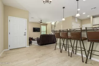 Photo #3: 6744823 Listing