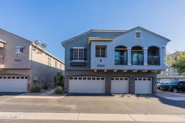 MLS: 6744875 Condo For Sale