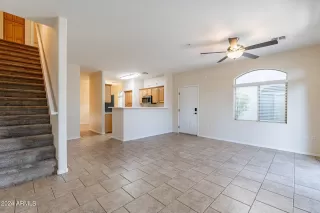 Photo #3: 6744875 Listing