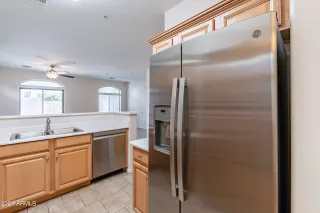 Photo #6: 6744875 Listing