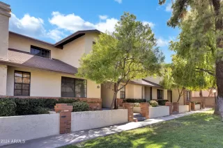 Photo #2: 6744970 Listing 