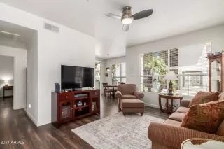 Photo #3: 6745015 Listing 