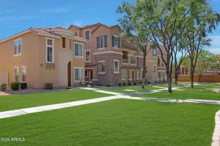 Photo #1: 6745064 Listing 