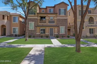 Photo #2: 6745064 Listing 