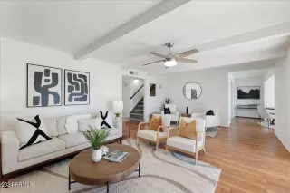 Photo #4: 6745261 Listing