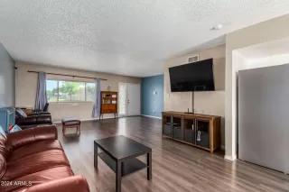 Photo #2: 6745491 Listing