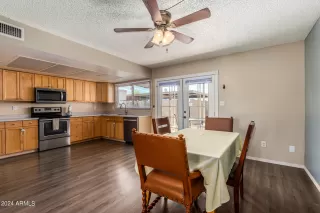 Photo #3: 6745491 Listing