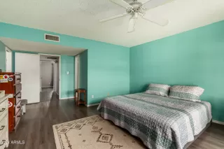 Photo #6: 6745491 Listing