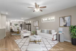 Photo #5: 6746547 Listing