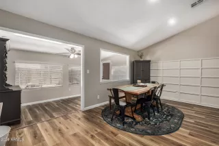 Photo #5: 6746912 Listing