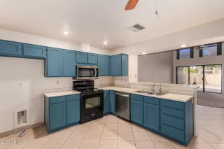 Photo #6: 6747443 Listing 