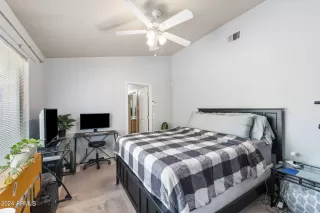 Photo #6: 6747505 Listing