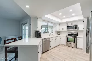 Photo #3: 6747570 Listing