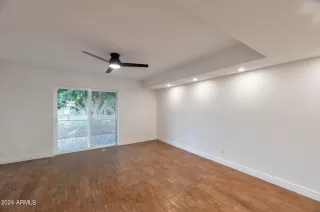 Photo #4: 6747901 Listing