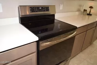 Photo #6: 6748157 Listing 