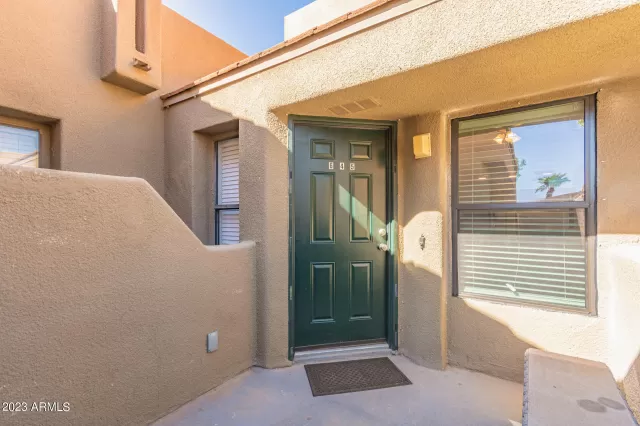 MLS: 6748271 Condo For Sale