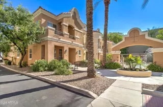 Photo #2: 6748302 Listing 