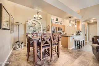 Photo #2: 6748374 Listing 