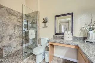 Photo #4: 6748374 Listing 