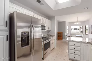 Photo #6: 6748532 Listing