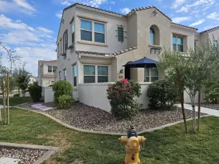 Photo #1: 6748614 Listing 