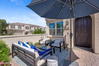 Photo #2: 6748614 Listing 