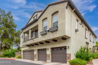 Photo #1: 6748786 Listing 