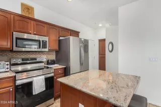 Photo #4: 6748786 Listing 