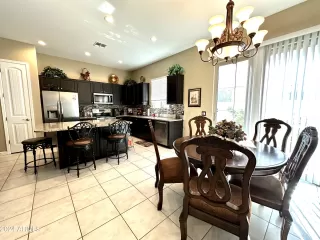 Photo #5: 6748903 Listing 