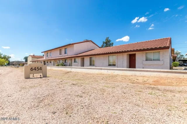 MLS: 6749412 Condo For Sale