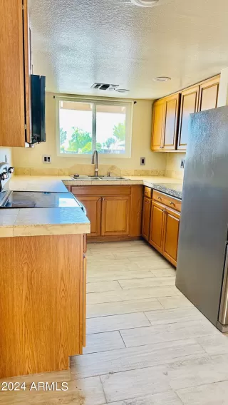 Photo #3: 6749412 Listing 