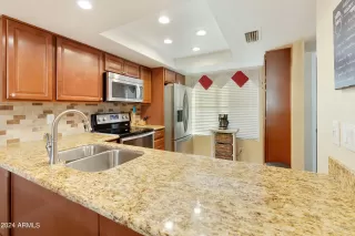 Photo #1: 6749425 Listing